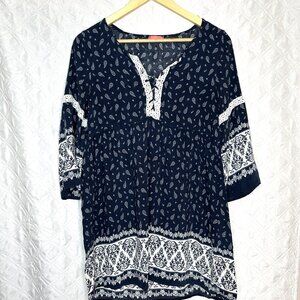 Boho Cottage Coastal soft babydoll paisley top with lace trim & flare sleeve, L